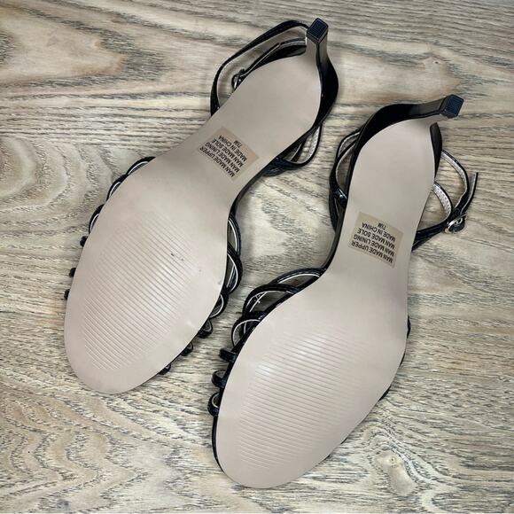 LOFT Ankle Strap Cage Sandals Black Patent Kitten Heel Women’s Size 7.5 - Picture 4 of 6